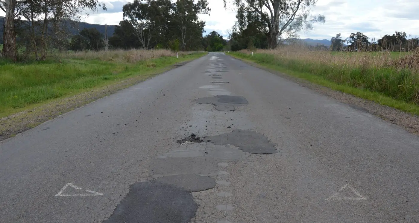 Repair to King Valley road as state budget looms