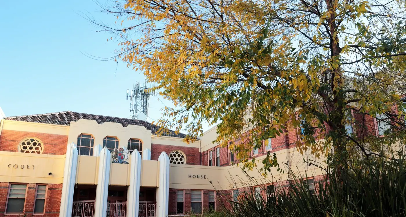 Police officer defends 230kph response