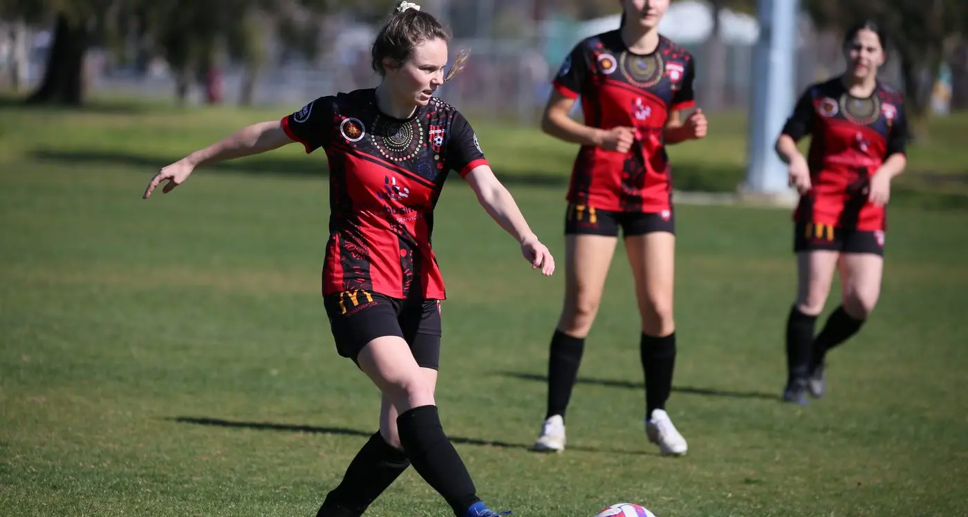 Senior Devils knocked out of finals, reserve men still fighting