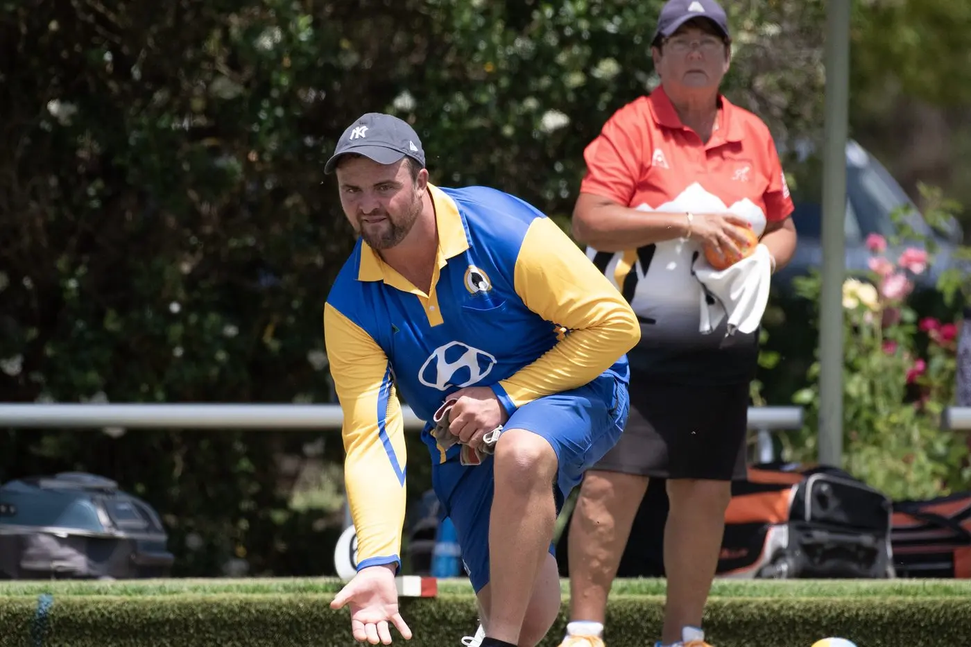 LEADER: Adrian Pantling\\'s A1 just fell to ladder leaders Myrtleford on Saturday. PHOTOS: Melissa Beattie