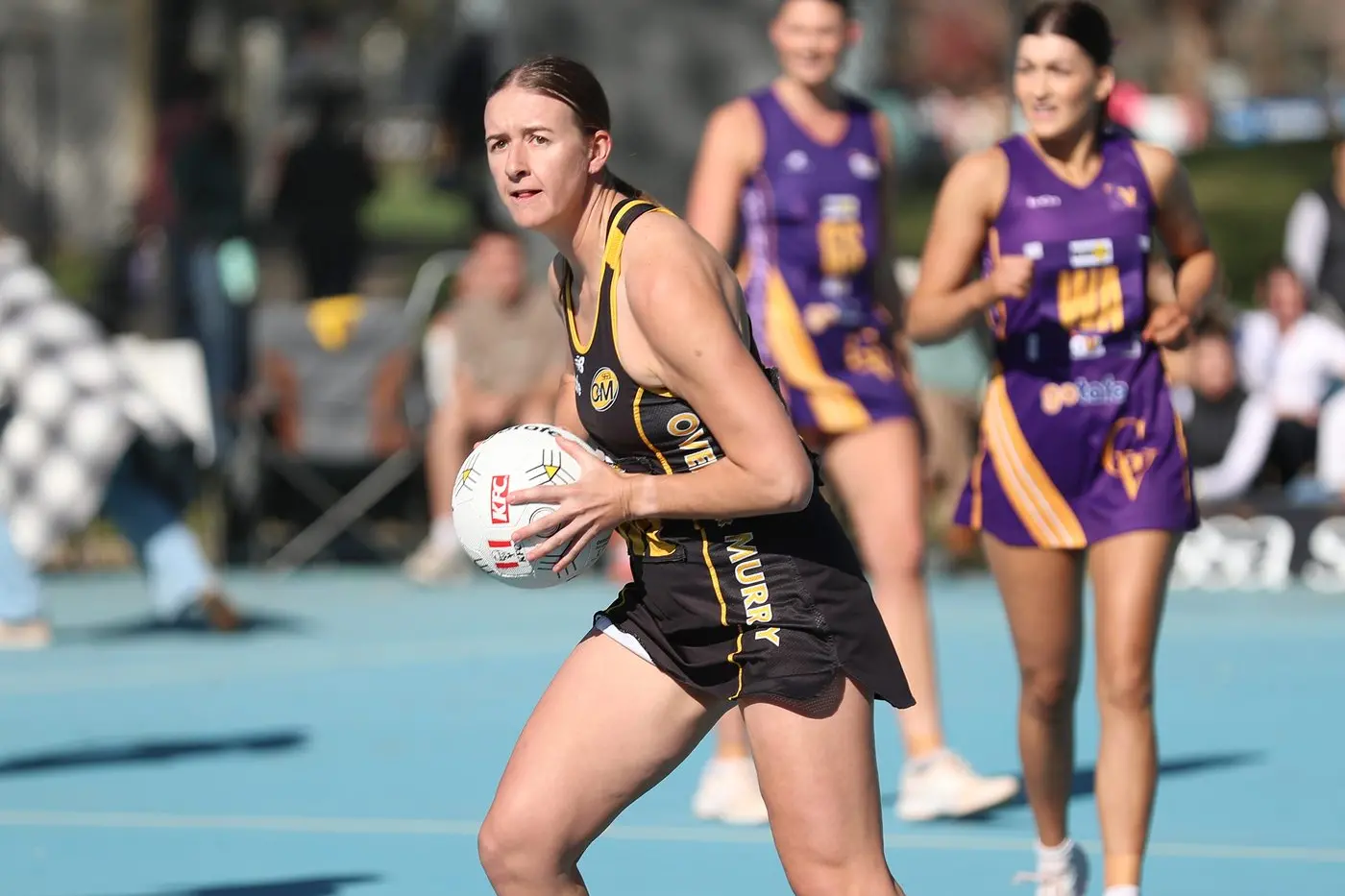 HOLDING BACK THE TIDE: Hannah Grady sizes up her options against GV. PHOTOS: Melissa Beattie