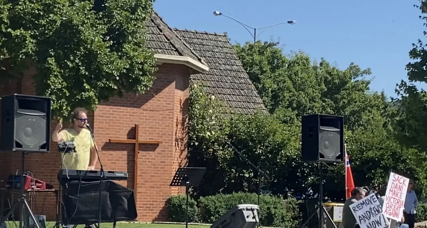 Andrews 'treason' court case turns into debacle