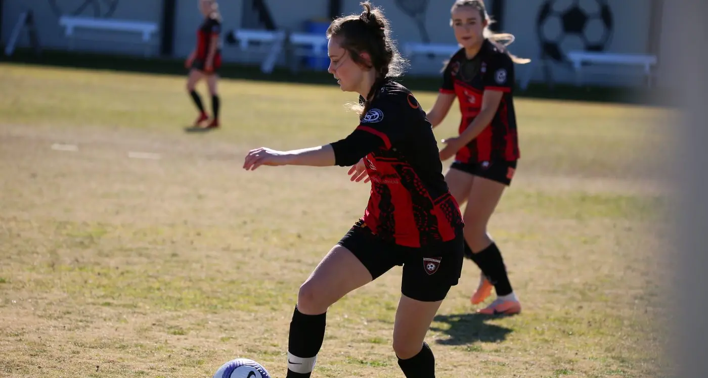 A win keeps Lady Devils’ season alive