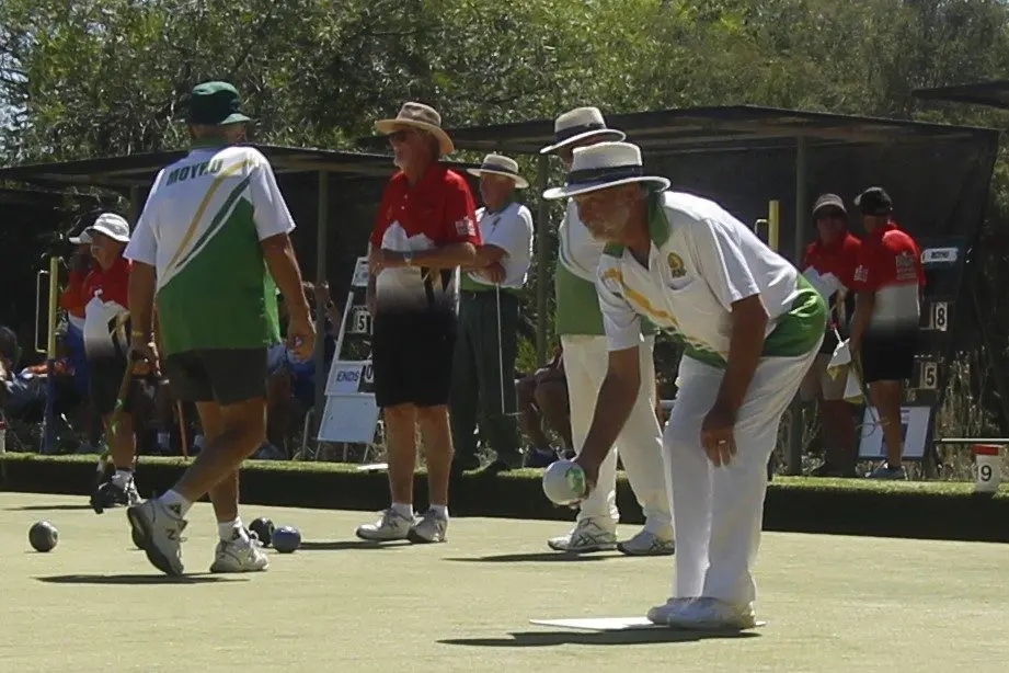 PREMIERS: Neale Grimshaw and the Moyhu B1 team claimed grand final glory over Myrtleford by four shots. PHOTOS: Mandy Chrystal