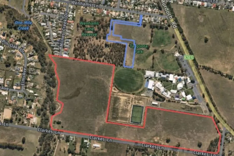 PROPOSED SUBDIVISION: The amendment proposes to rezone a larger parcel of land (shown in red outline above) from Low Density Residential Zone to General Residential Zone to facilitate a residential subdivision; and a smaller parcel of land (shown in blue outline above) from Public Park and Recreation Zone to Public Use zone to facilitate the construction and operation of an integrated wastewater treatment facility to service the proposed development and beyond.