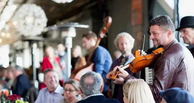 Food and wine fit a for a king