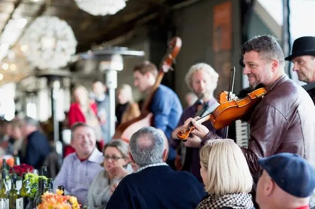 CELEBRATE LIKE ROYALTY: Enjoy the Weekend Fit for a King Festival this long weekend at the participating wineries.