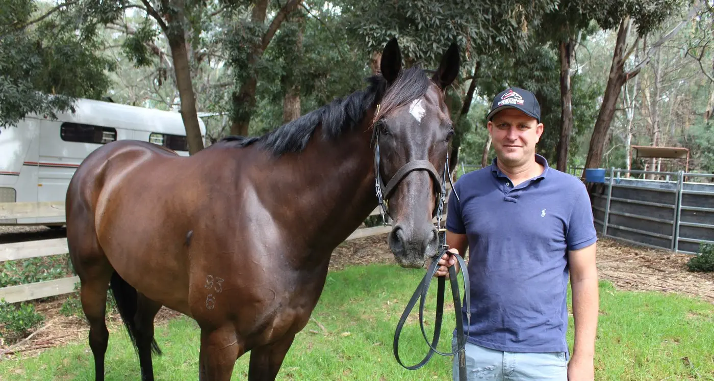 Weeding eyes Wodonga Gold Cup