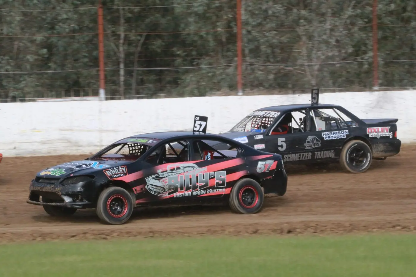 HEAD TO HEAD: Billy O\\'Donohue takes the lead in a close contest. PHOTO: Vern Parker Photography