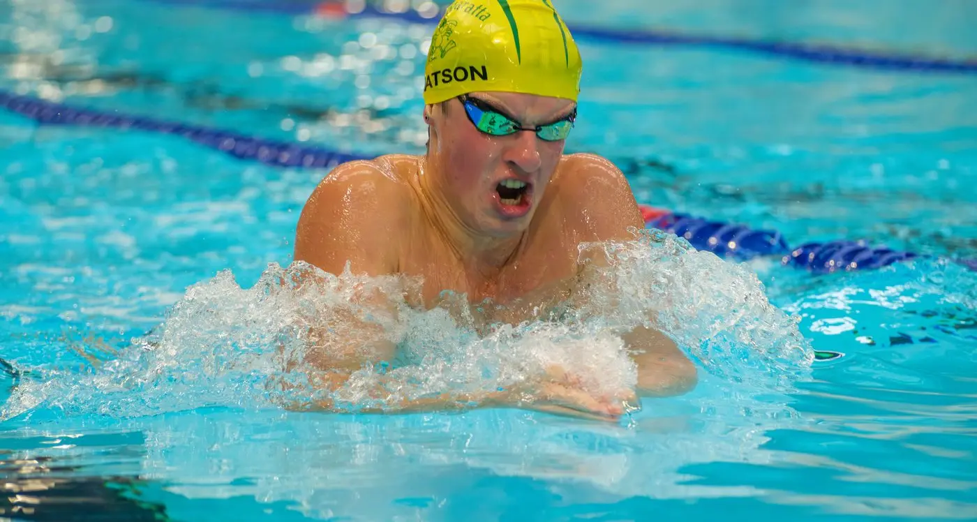 Amateur swim club takes it up to country Victoria's best