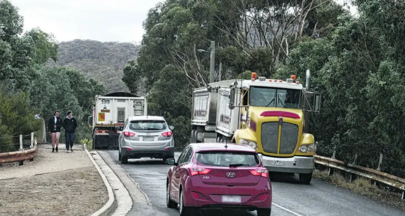 Rail talks failing to build bridges