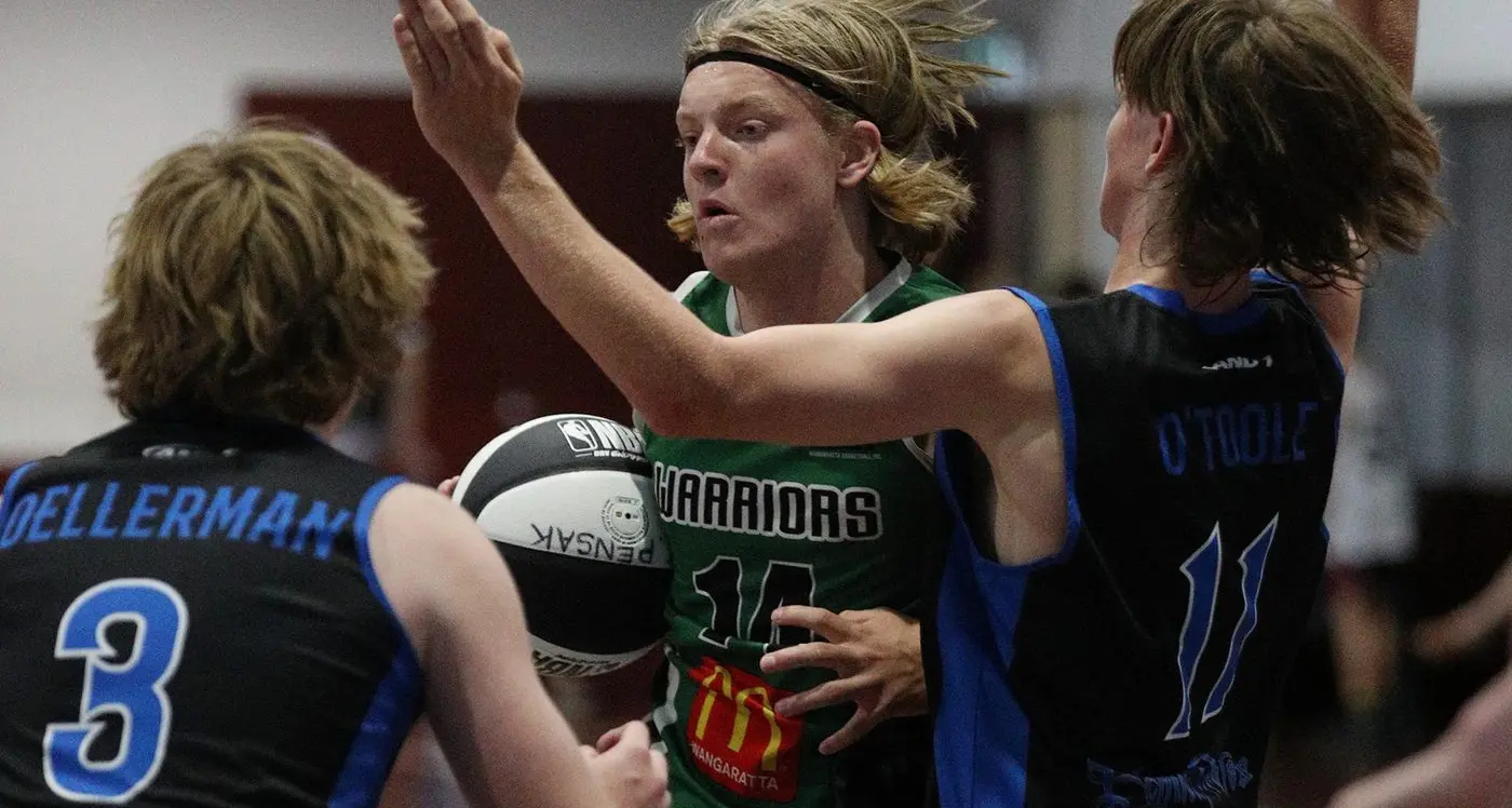 Under 18s light up home tournament