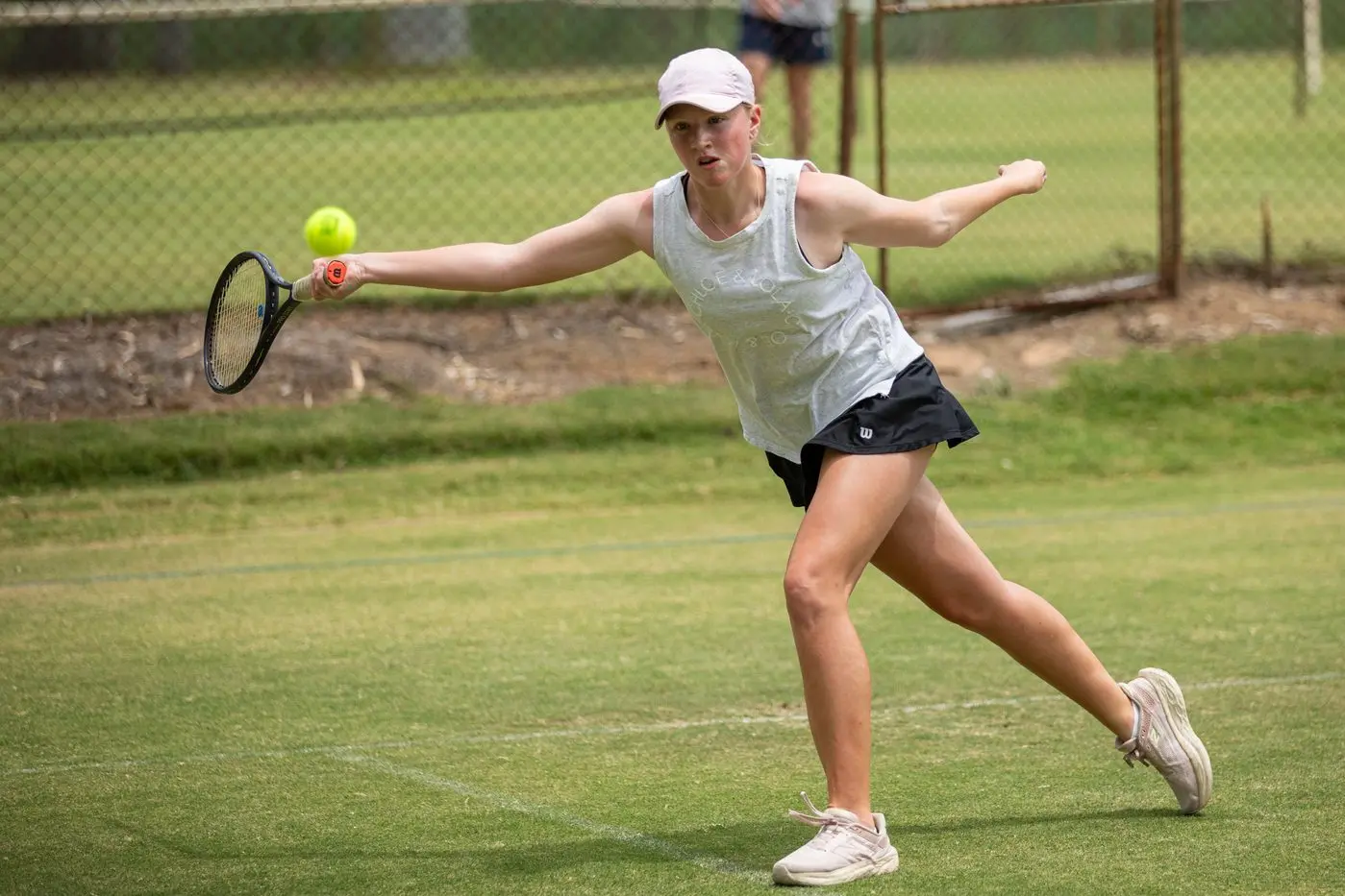 FULL STRETCH: Matilda Dean dives for the ball. PHOTOS: Marc Bongers