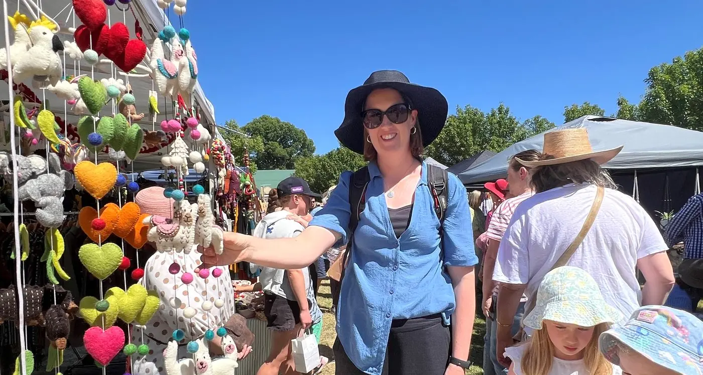 Oxley Bush Market 2025 applications now open