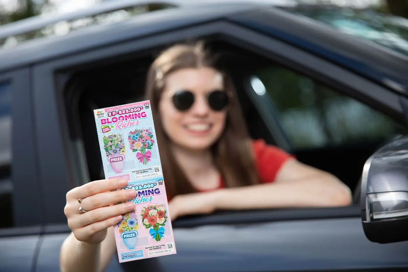 LUCKY BREAK: Daughter strikes it lucky when out buying present for her Mum\\'s birthday in Wangaratta.