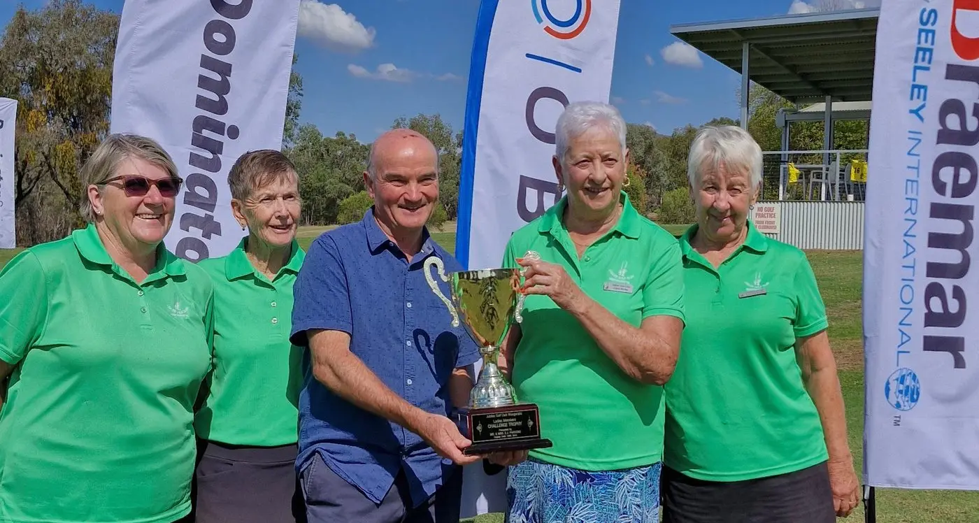 Jubilee Lady Golfers win the coveted Parsons Bowl