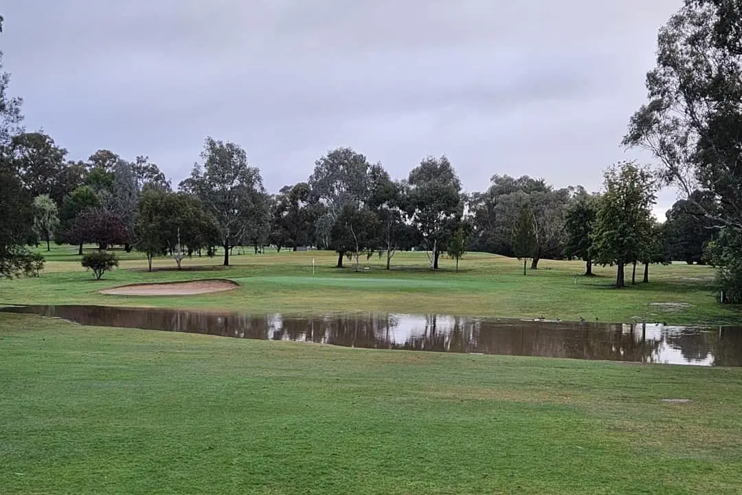CLOSED: The Wangaratta Golf Club has closed holes 11 and 12 due to floods.