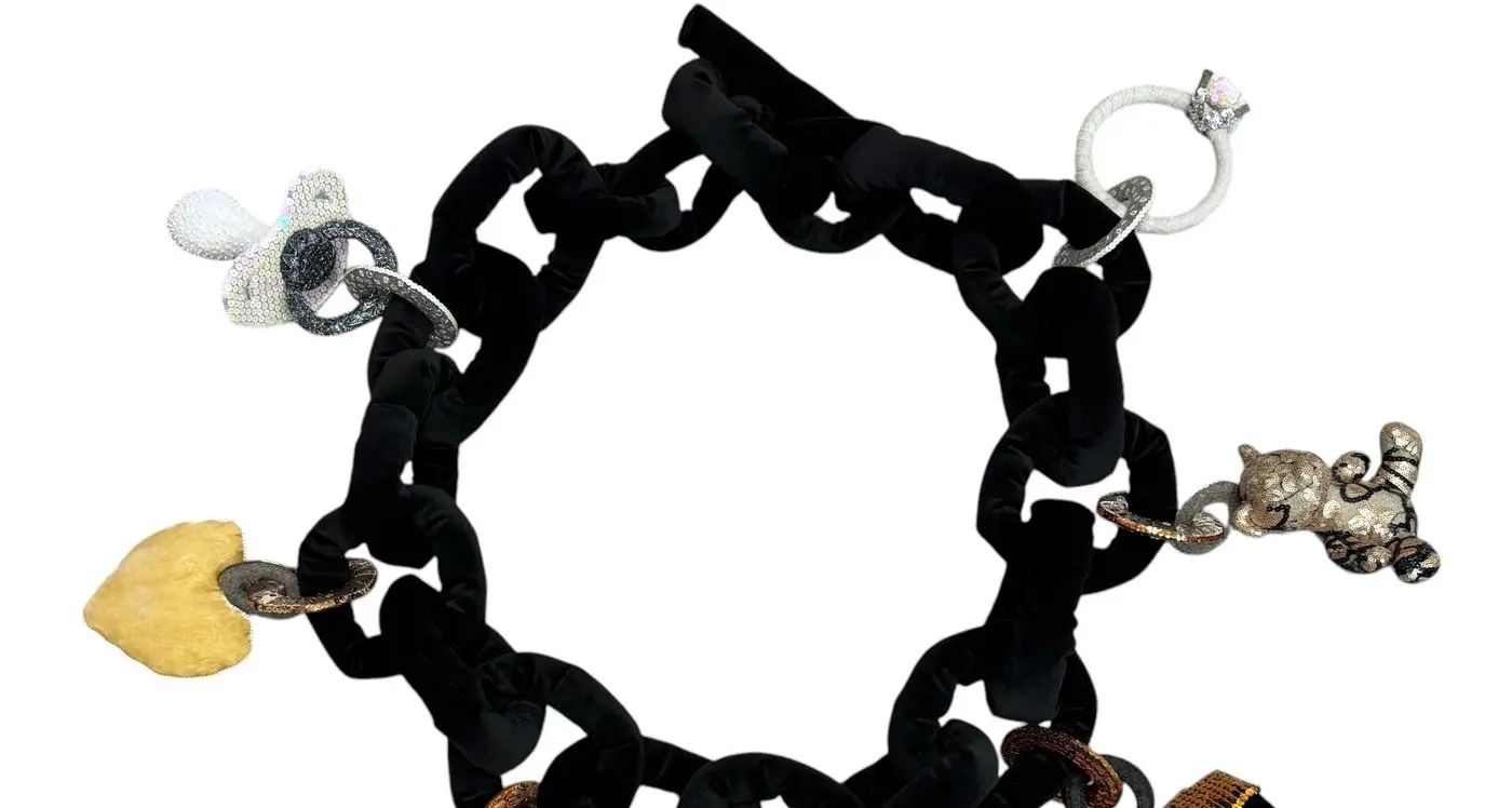 Turn textiles into statement jewellery at the gallery