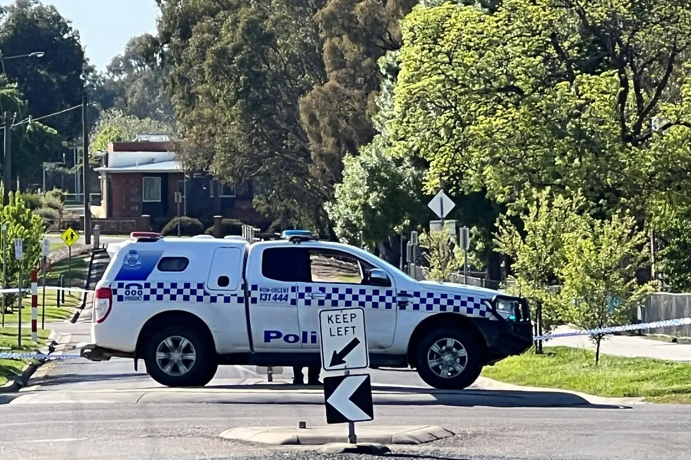 ACTIVE CRIME SCENE: Police had cordened off this section of White Street this morning. PHOTO: Jeff Zeuschner