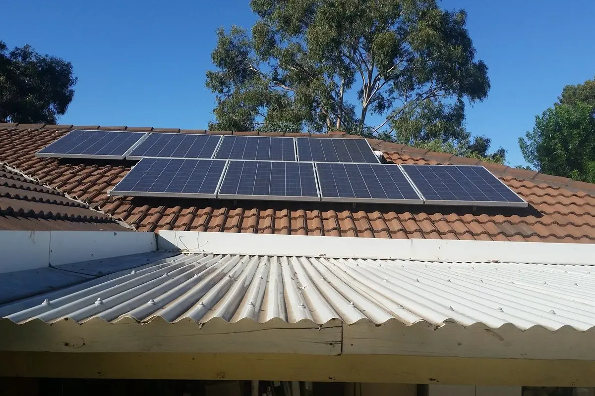 RENEWABLE HELPING HAND: Local residents and business can now access the Goulburn Murray Solar Savers program.
