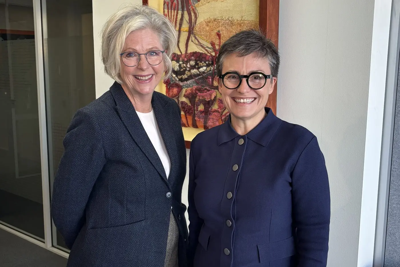 WIDER RECEPTION: Indi MP Helen Haines caught up with Telstra Regional General Manager for Eastern Victoria Jennifer Gray to discuss Tesltra\\'s latest investment which includes 30 new projects to upgrade mobile network in locations such as Wangaratta.