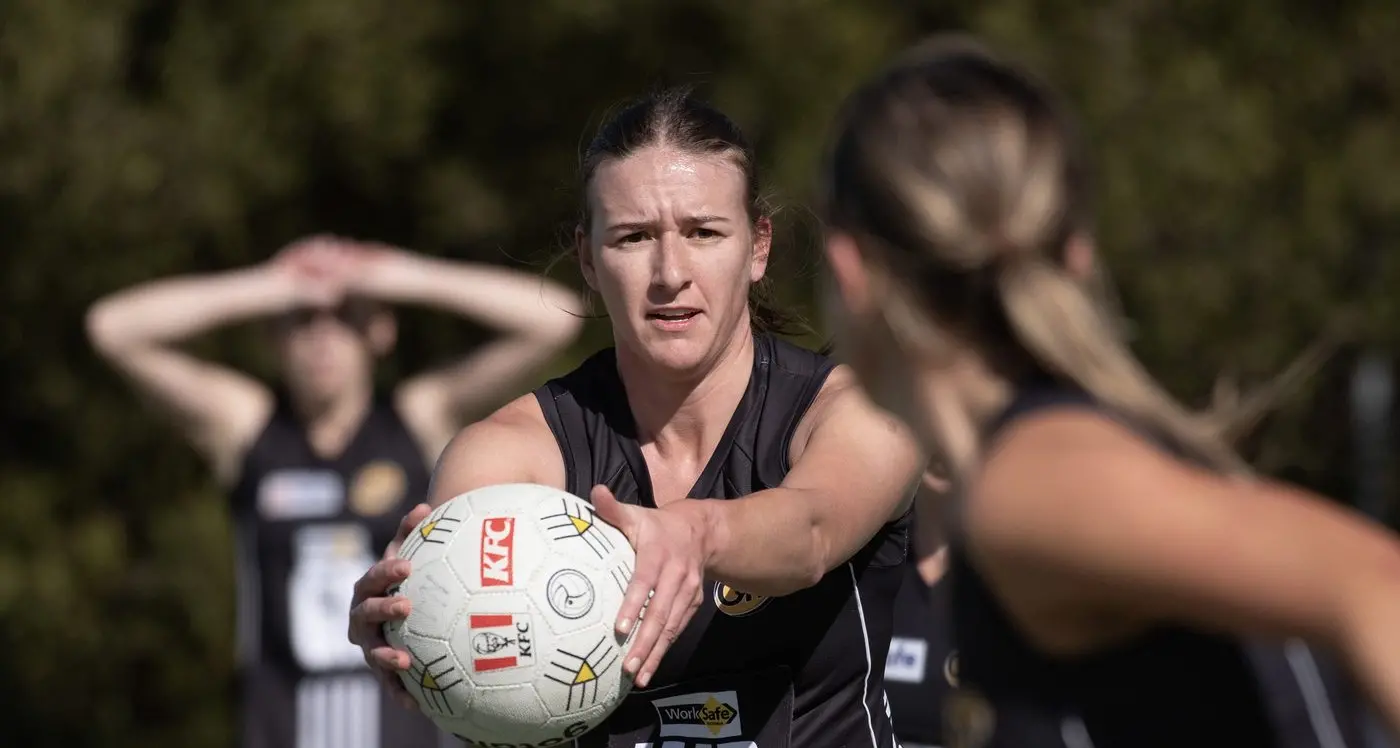 Finals' spot beckons for Magpies
