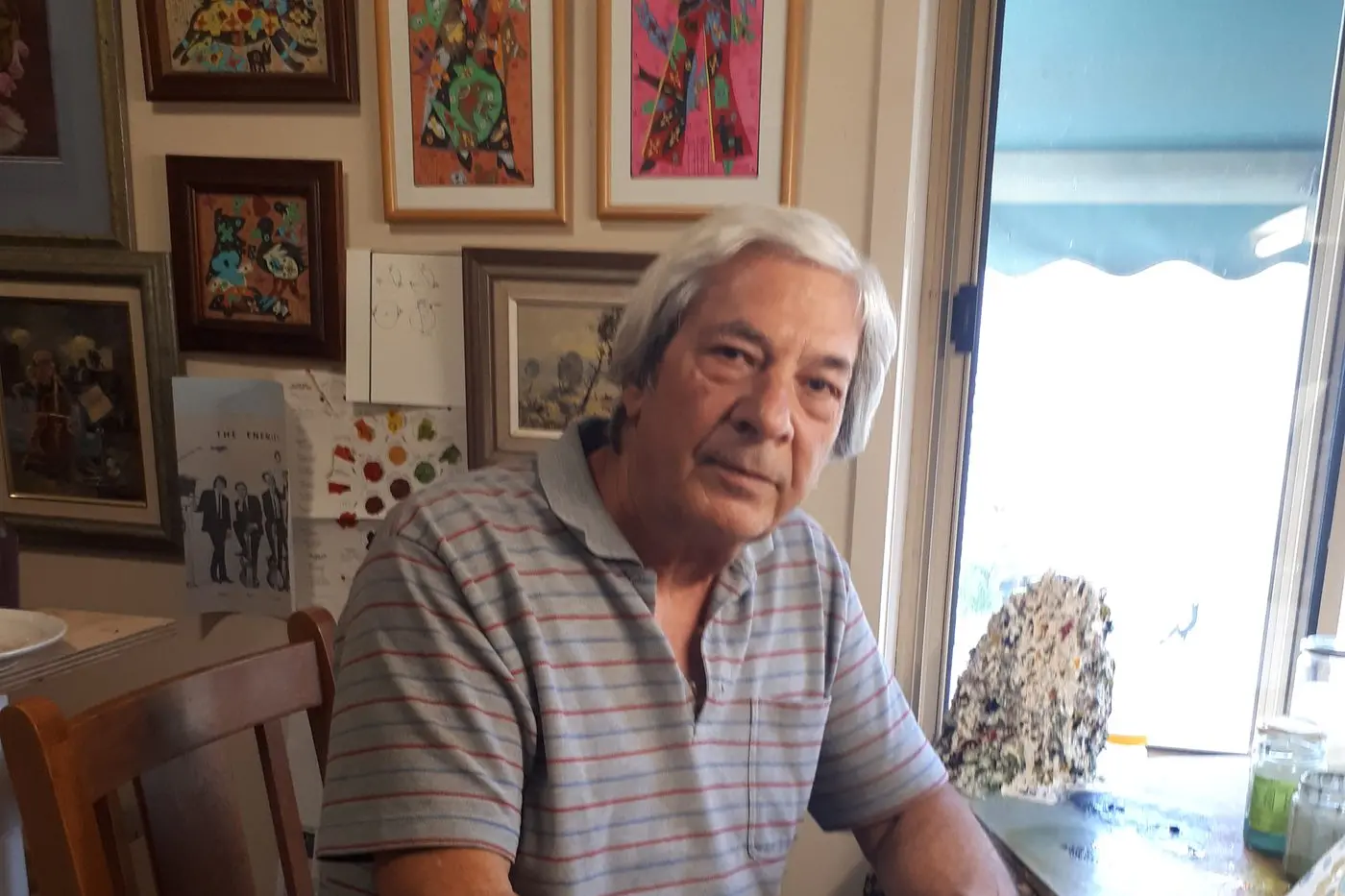 RESIDENT ARTIST: Leon Pappas recently moved to the area, and is now a member of the Benalla Broken River Painters.