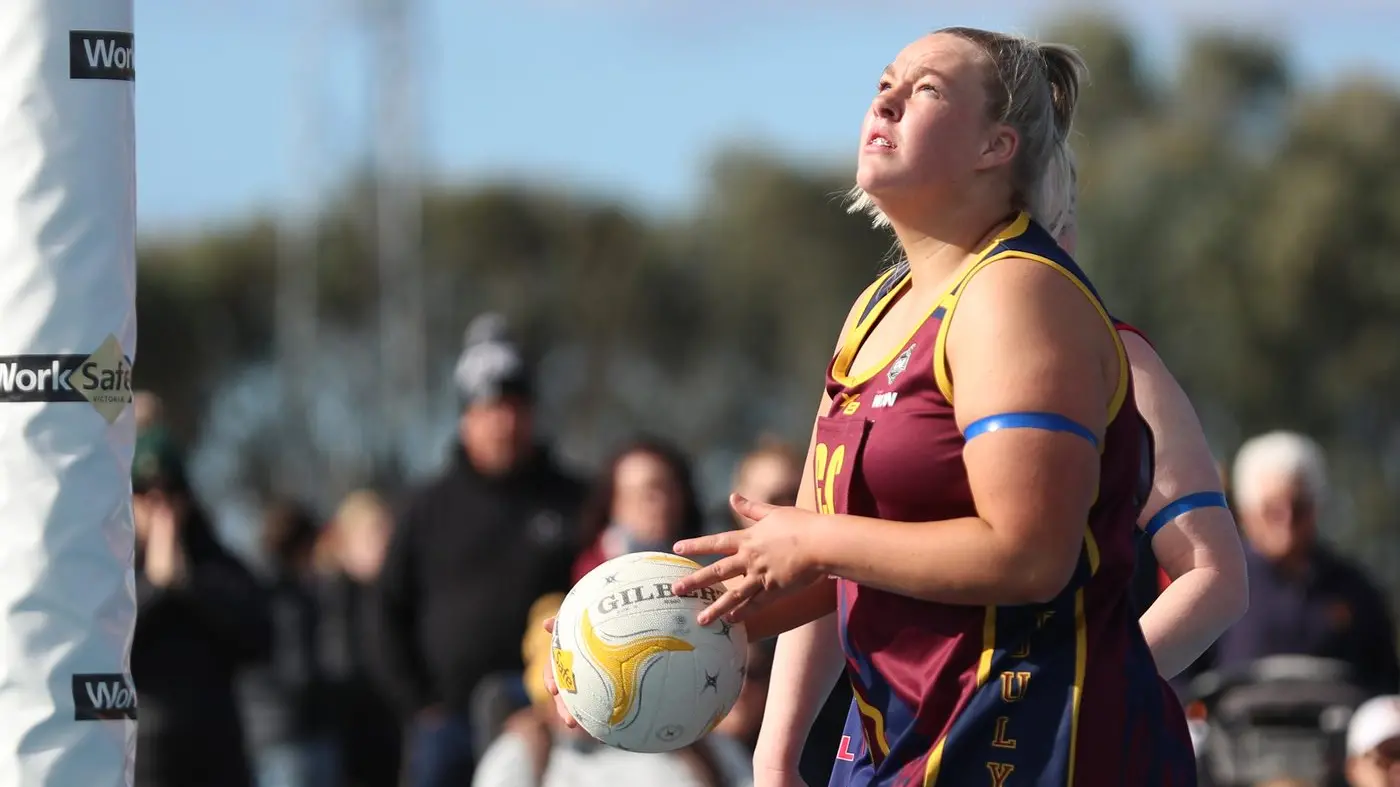 Lions into grand final, Bombers continue their surge