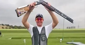 Willett wins world cup gold