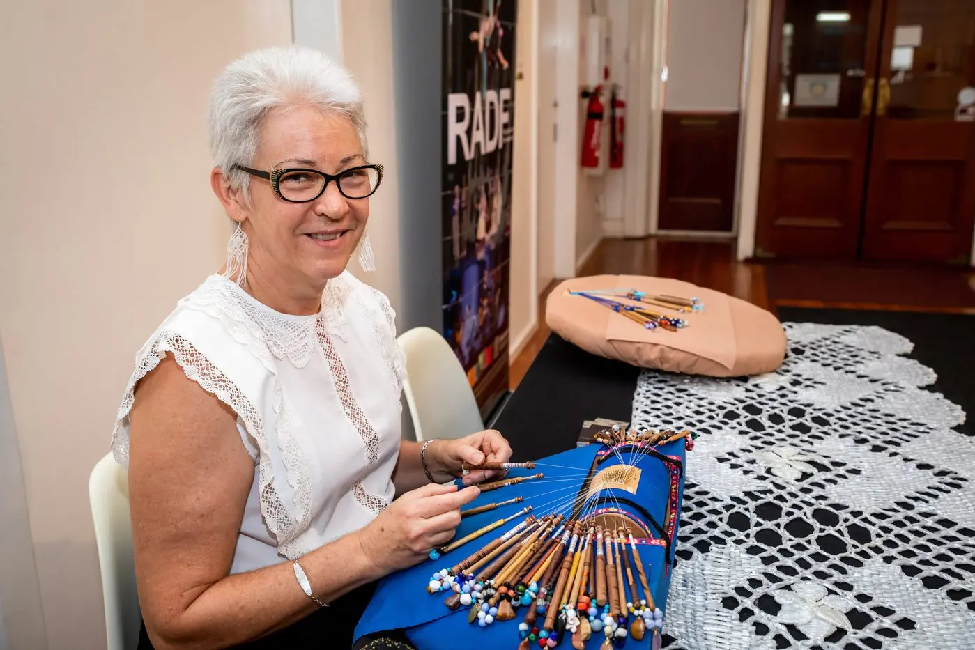 MASTERCLASS: Acclaimed artist Mary Elizabeth Barron will lead workshops at the Wangaratta Art Gallery on Sunday, June 25, as part of the 2023 Wangaratta Contemporary Textile Award (WCTA). PHOTO: Leeroy Todd Id:42116