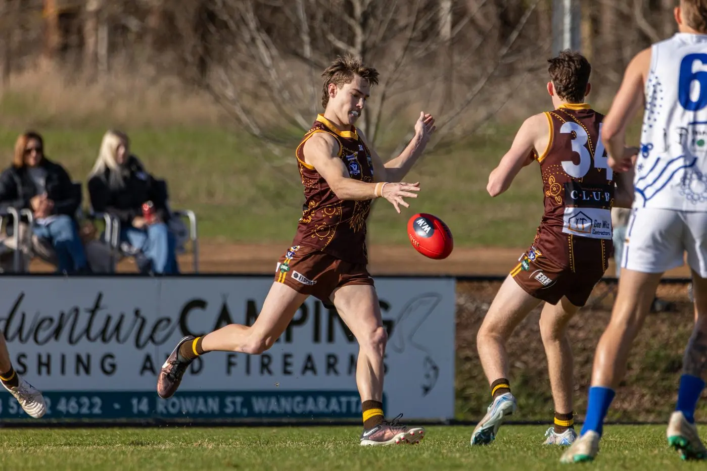 HOME GROUND ADVANTAGE: Kyle McQuade and the Hawks will look to rally for their last home game of the season. PHOTO: Marc Bongers