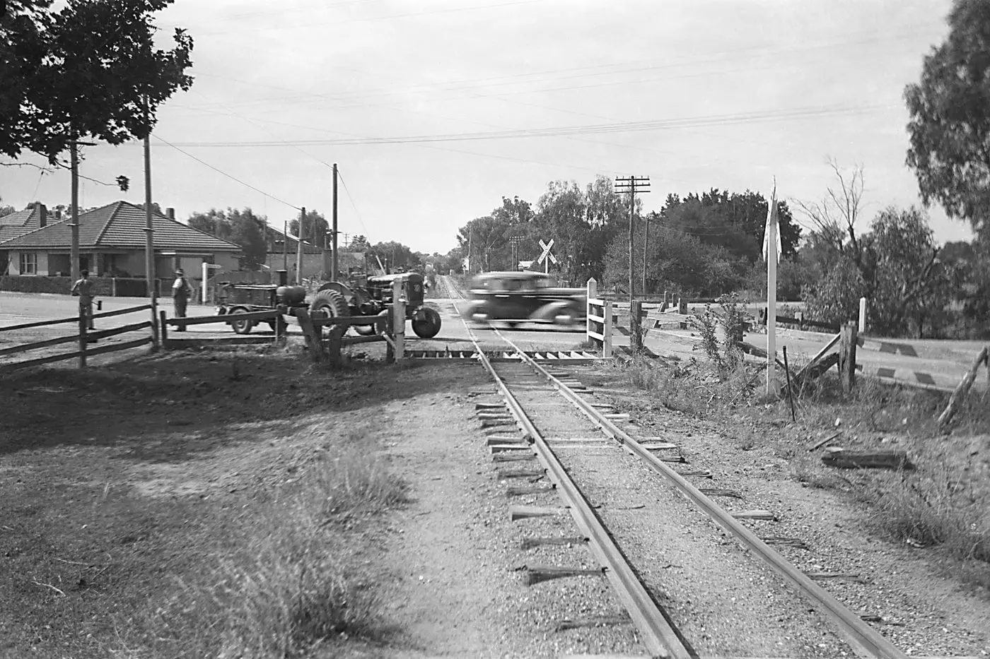 Photo from Ian Barkla Collection, courtesy John Thompson