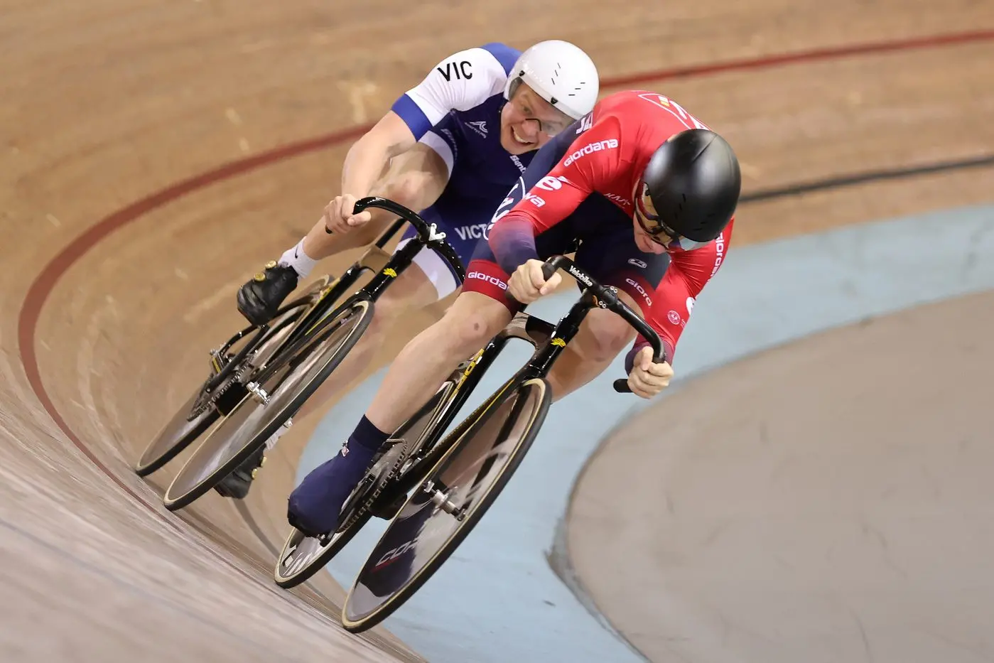 PUSH IT TO THE LIMIT: Reuben Smith (back) catching the slipstream of junior team sprint teammate Kai Arbery on their way to a silver medal in New Zealand last weekend. PHOTOS: Aaron Gillions