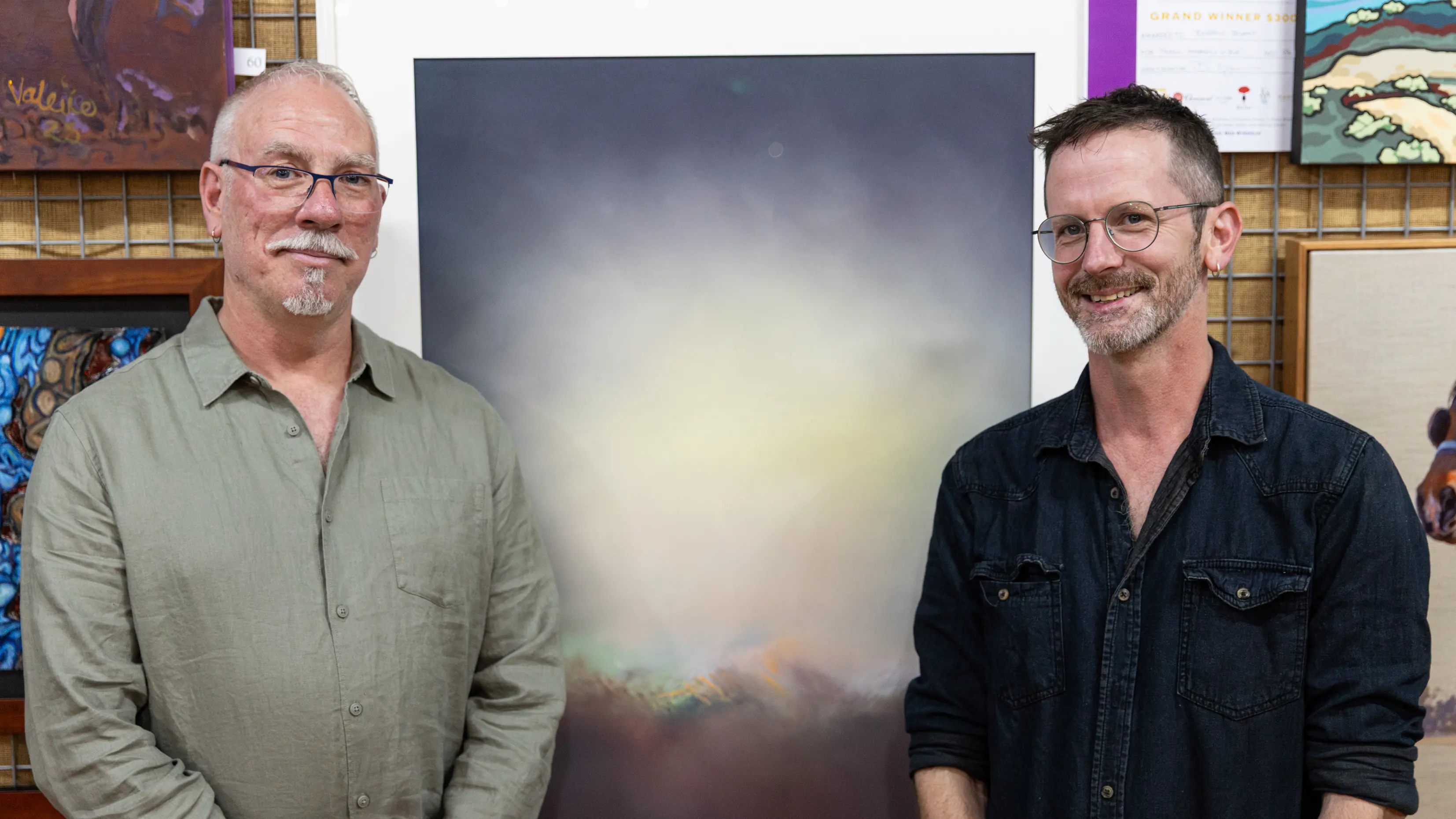 King Valley artist celebrated for local skyscape artwork