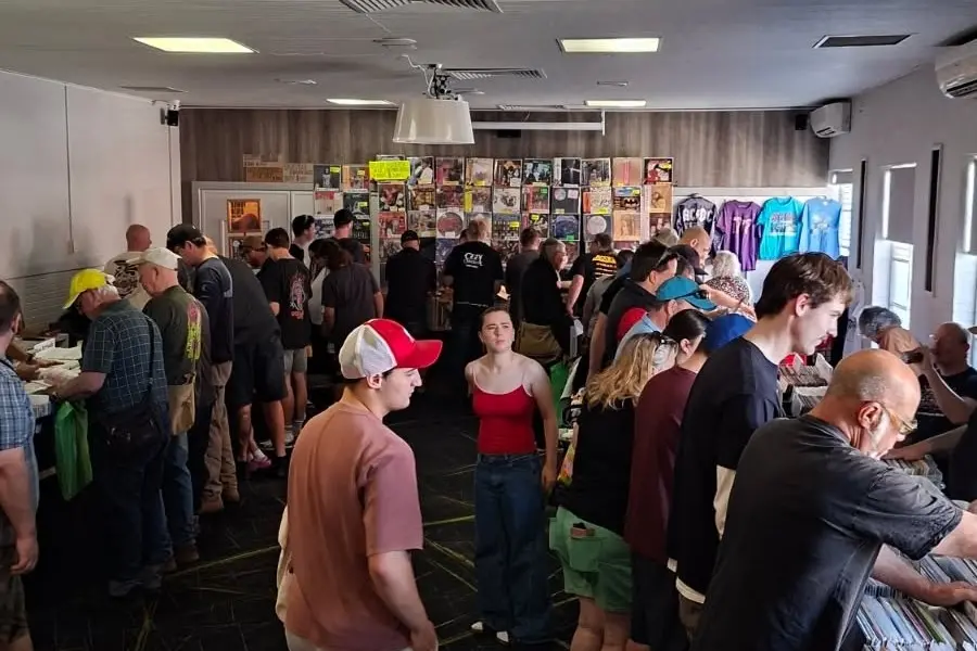 <p>DIGGING IN: Wangaratta\\u2019s Big Record Fair was a success, drawing vinyl fanatics from near and far. PHOTO: Ben Nyman</p>\\n