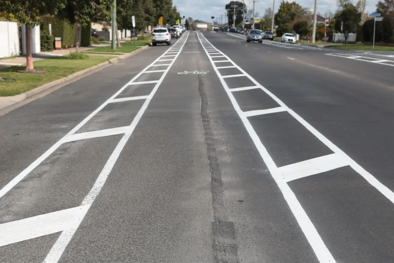 <p>PUSH TO GROW CYCLING CORRIDORS: The bike lane network in Wangaratta will focus on providing barriers between cyclists and vehicles. Under a proposed strategy it will become more expansive in the city along with other regional cities including Bendigo, Ballarat and Geelong.</p>\\n
