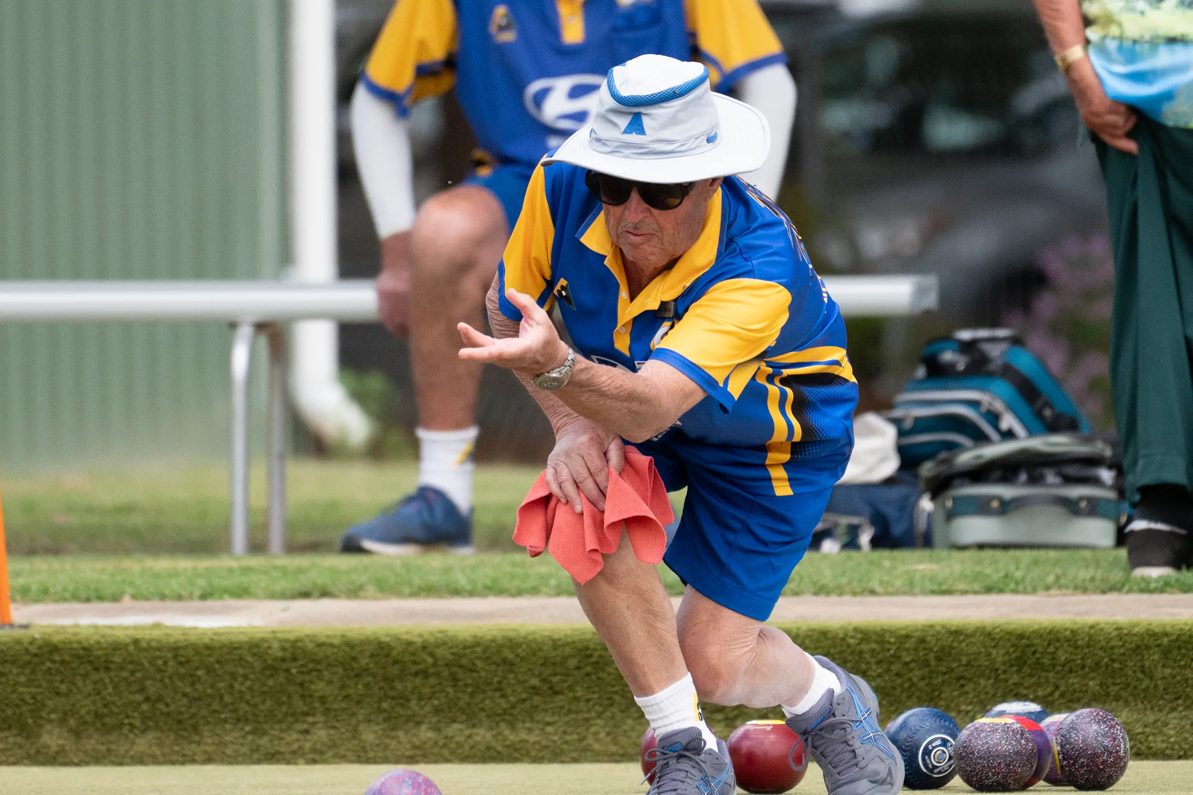 <p>BOWLS AWAY: Wangaratta A5 bowler Neil Jensen sends down his shot. PHOTO: Melissa Beattie</p>\\n