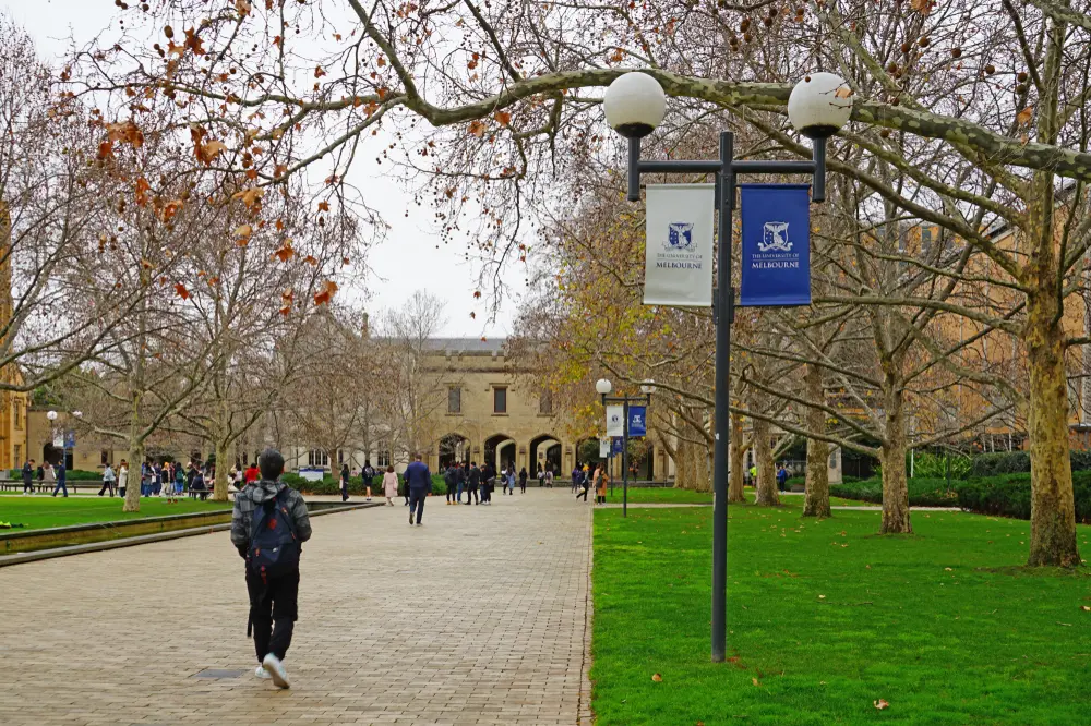 <p>UNI BOUND: There is a range of government payments year 12 school leavers can access to make life easier when moving for study in city areas. IMAGE: shutterstock.com/EQRoy</p>\\n