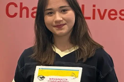 <p>Grace McMillan</p>\\n