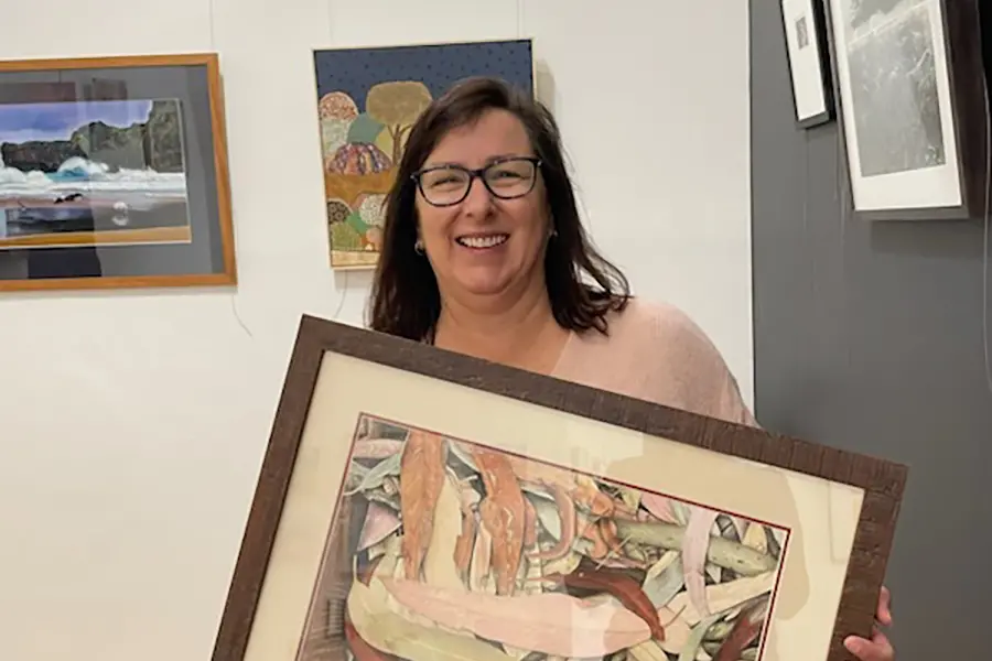 <p>CREATIVE PROCESS: Resident artist Karen Brown will be among the artists demonstrating their practice at the Art Gallery on Ovens on Saturday morning. </p>\\n