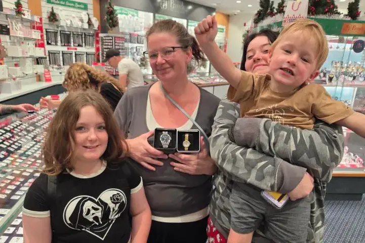 <p>TIMELY: Erin Dowdle with her His & Hers watches from Prouds Jewellers worth $328.</p>\\n