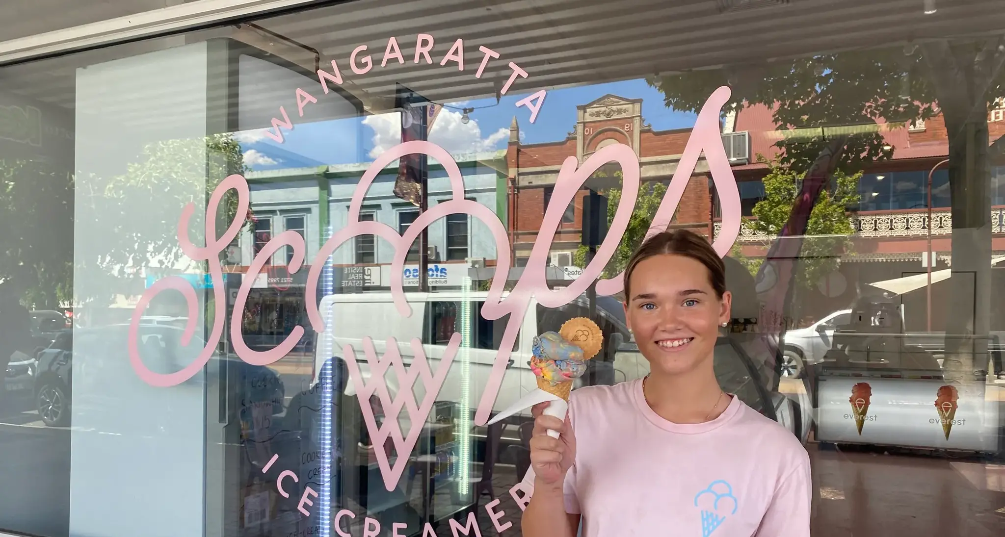 Extreme heatwave warning still in place