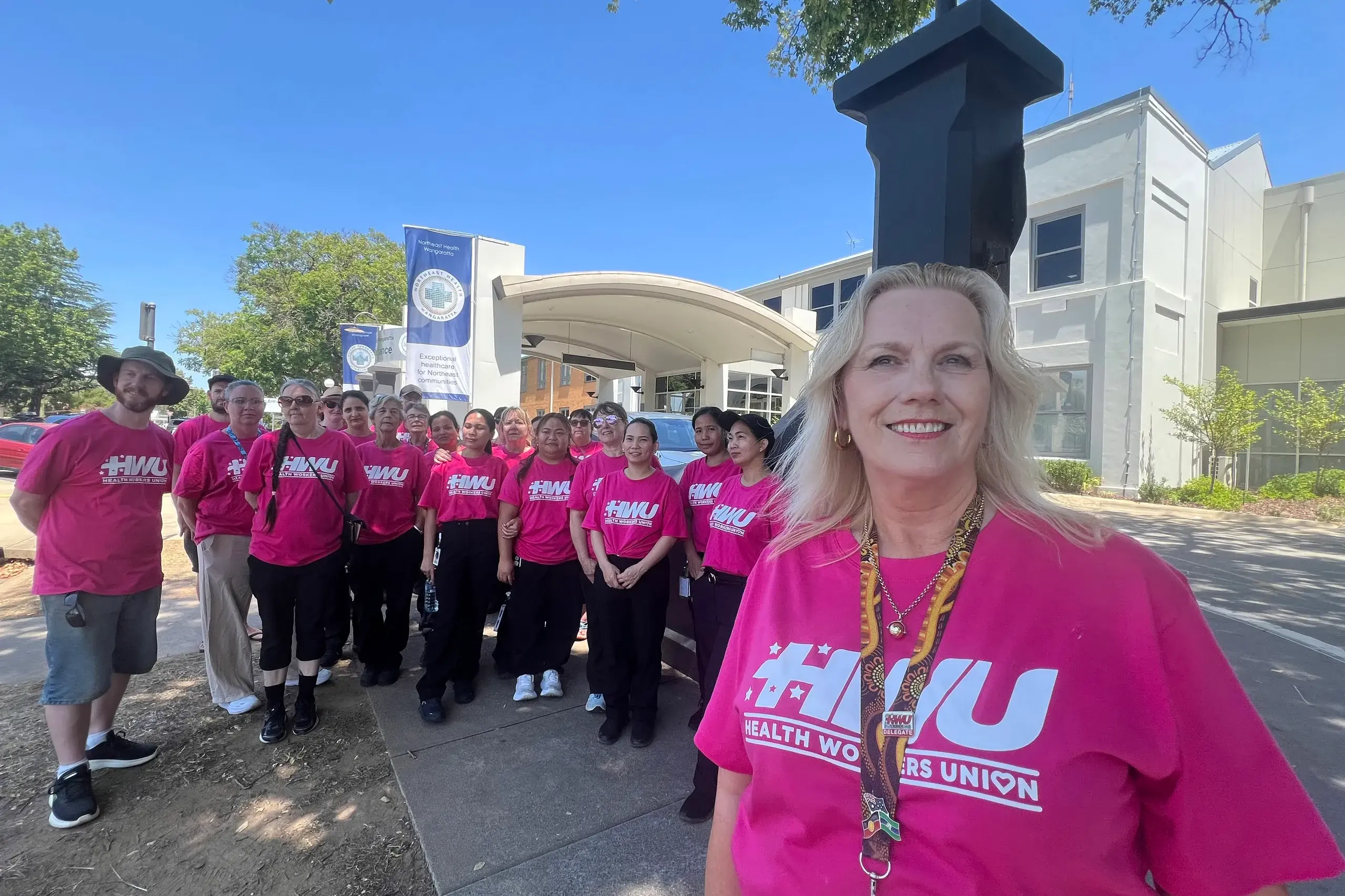 <p>FIGHT GOES ON: The Health Workers Union intend to continue their push for better pay and conditions in wake of state government\\'s \"insulting\" pay offer. Two weeks ago, the Health Workers Union delegate and workplace trainer Colette McNeill (pictured) was joined by more than 30 fellow members in stop work action outside Northeast Health Wangaratta. PHOTO: Jeff Zeuschner </p>\\n
