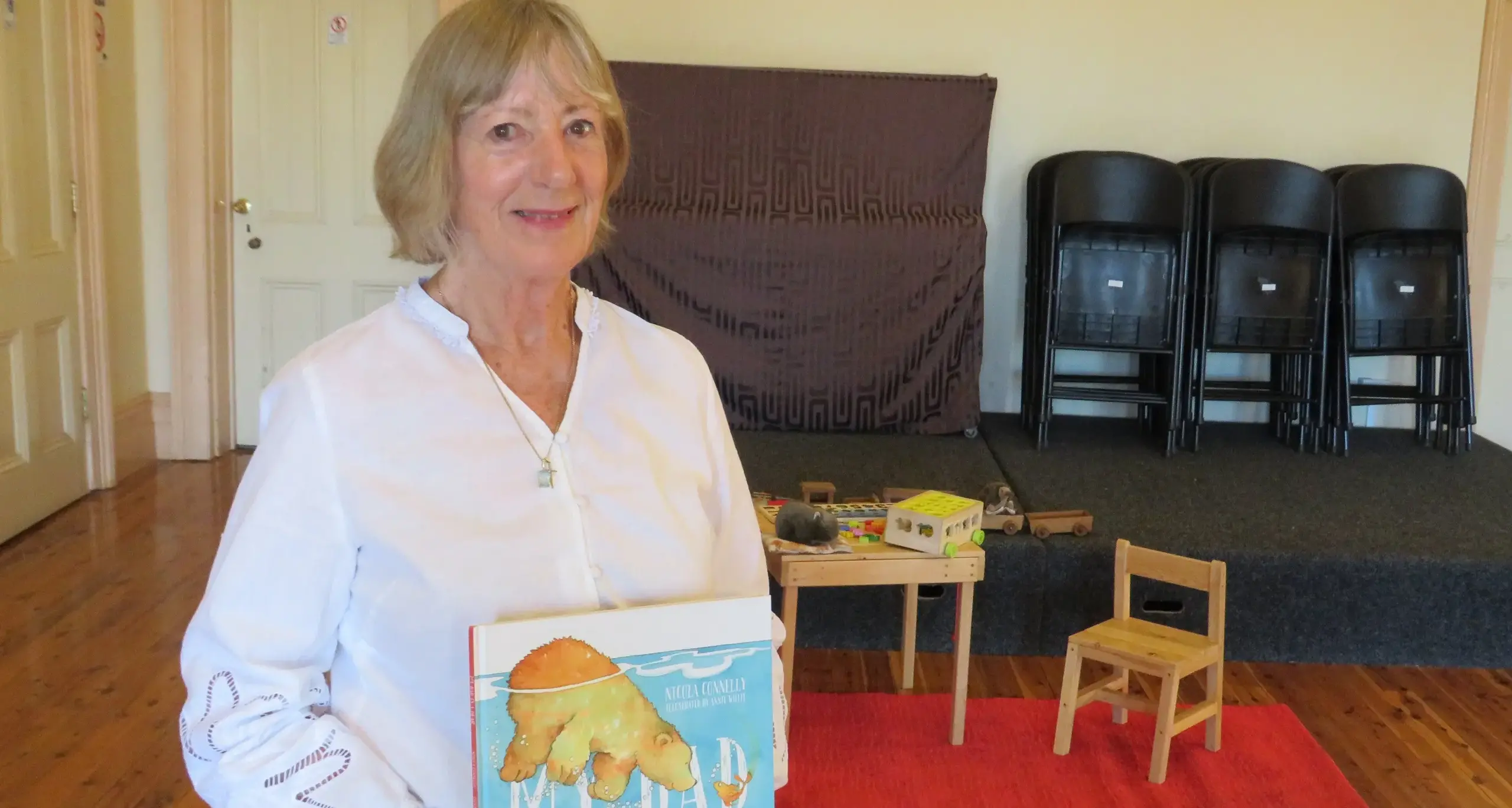 Creating connections through songs, stories and craft