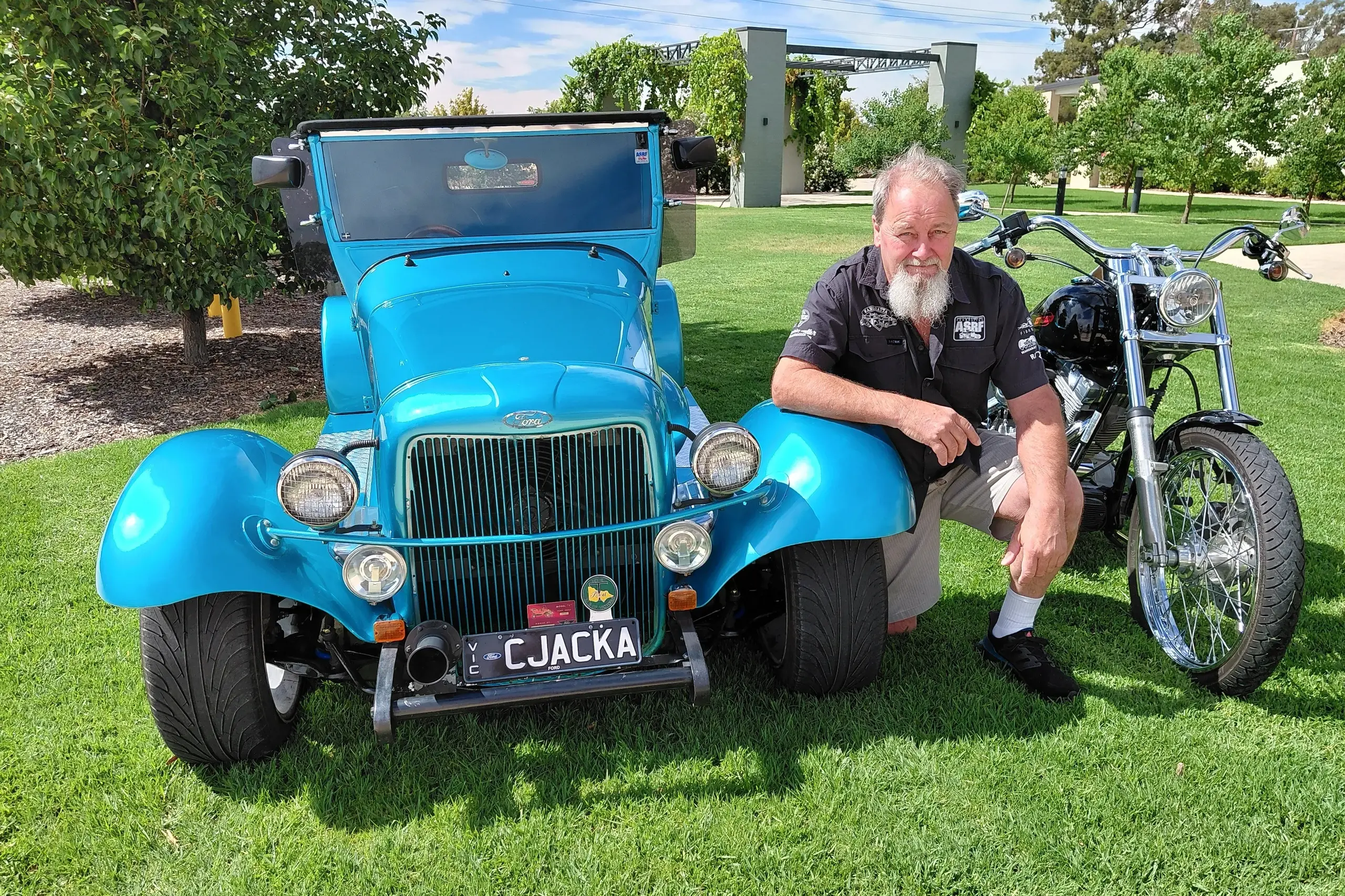 <p>ANYONE FOR A HOT \\'T\"? Cliff Jacka with his 1920 Model T Ford Hot Rod and  2007 softail Harley Davidson. A big thank you to Kat and Ben Watts from North East Funerals for providing the use of their beautiful garden setting for the photos to be taken.</p>\\n