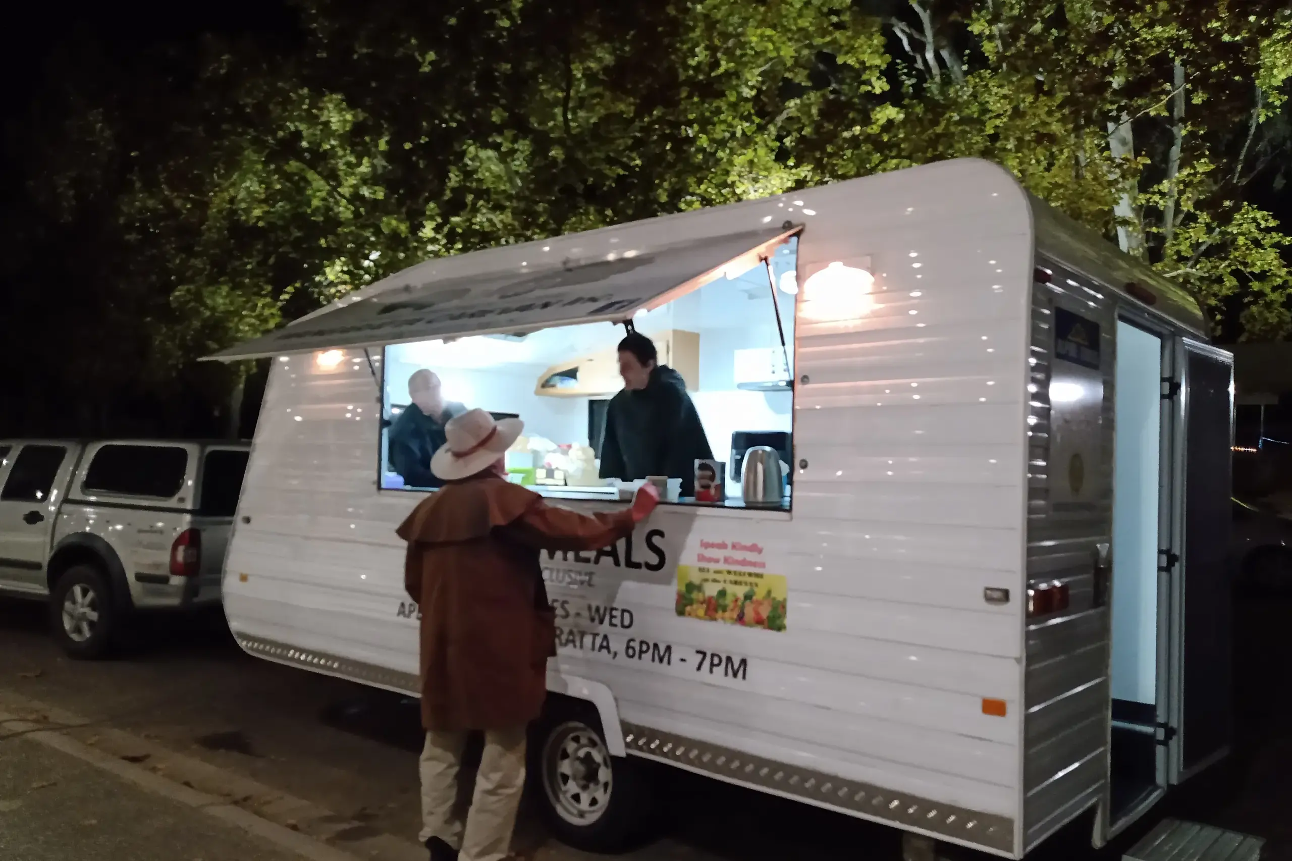 <p>LEND A HAND: Wangaratta Carevan is seeking volunteers to contribute to this remarkable community service.</p>\\n