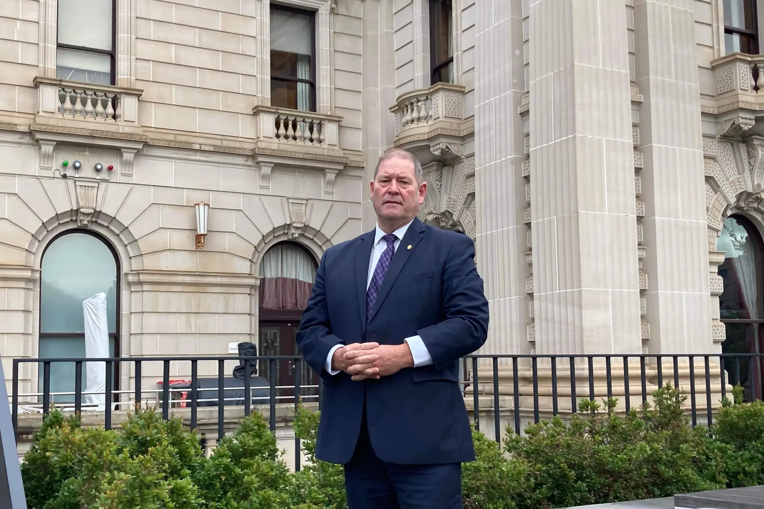 State government, Nationals MP clash over school condition data in Ovens Valley