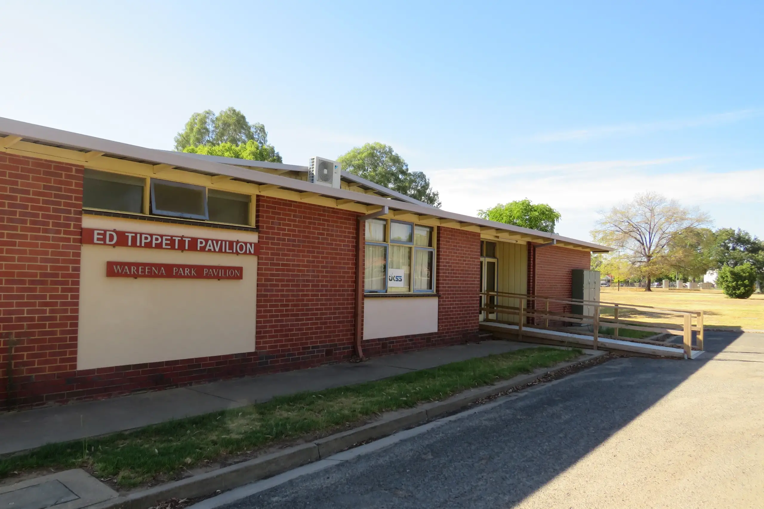<p>NEW USE: Ed Tippett Pavilion in Swan Street.</p>\\n