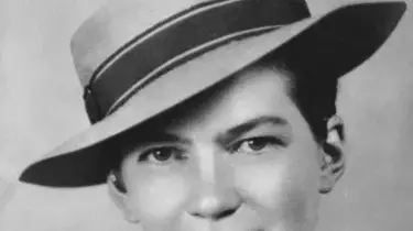 Unveiling of busts for slain nurses