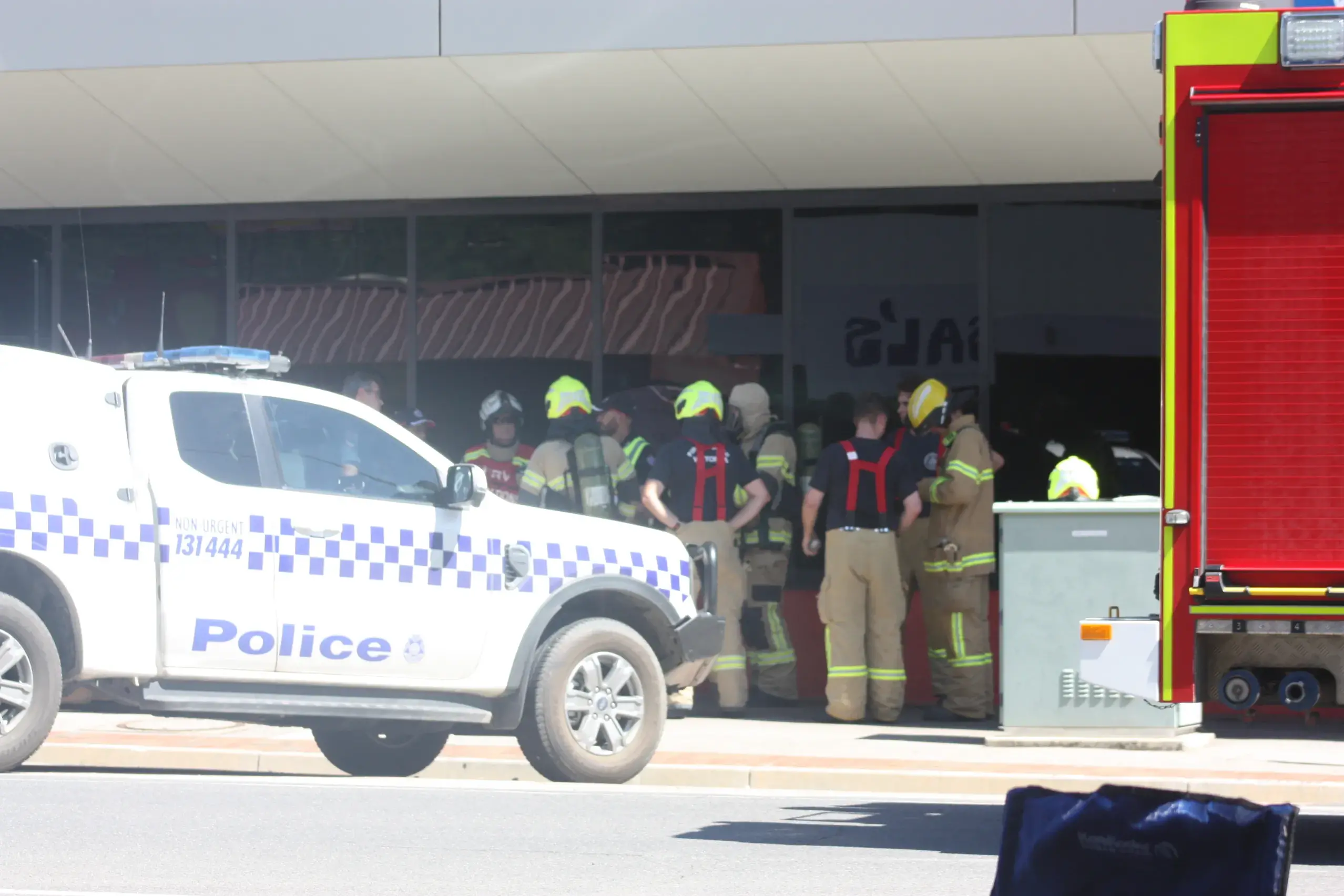 <p>FIGHTING FUMES: Emergency services responded to a report of carbon monoxide detection in the basement of a building on the corner of Murphy and Faithfull Street. PHOTO: Grace Fredsberg</p>\\n